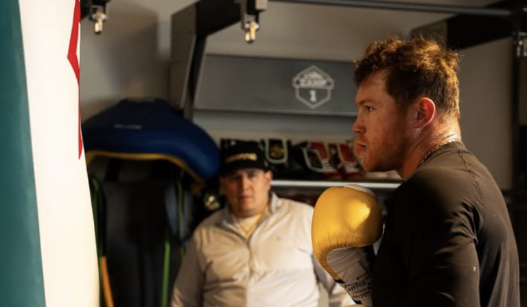 Le promoteur Bob Arum dit que Canelo est fini