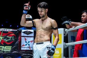 Detchawalit Silkmuaythai Tom Casse Le Cercle Intérieur 21 3
