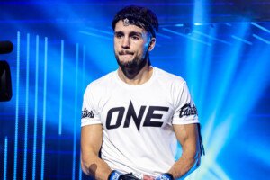 Detchawalit Silkmuaythai Tom Casse Le Cercle Intérieur 21 1