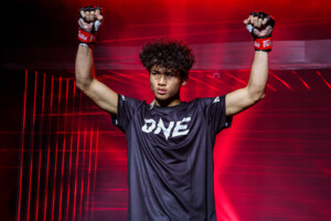 Detchawalit Silkmuaythai Tom Casse Le Cercle Intérieur 21 2