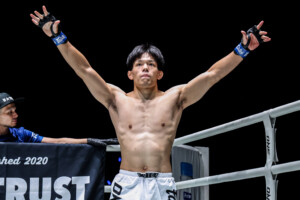 Shozo Isojima Eduard Folayang Le Cercle Intérieur 21 3