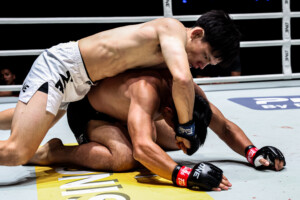 Shozo Isojima Eduard Folayang Le Cercle Intérieur 21 10