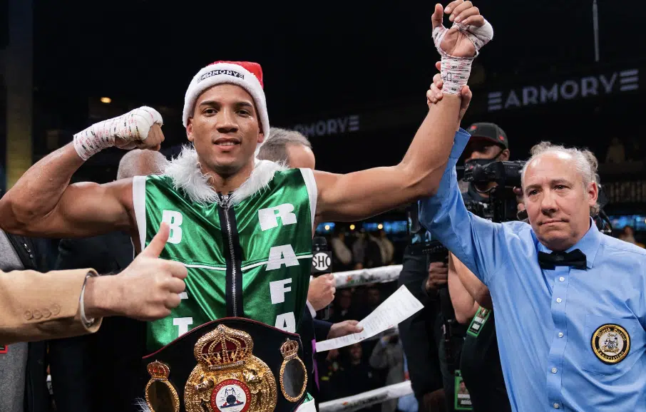 La lutte pour l'unification de David Benavidez attend une signature