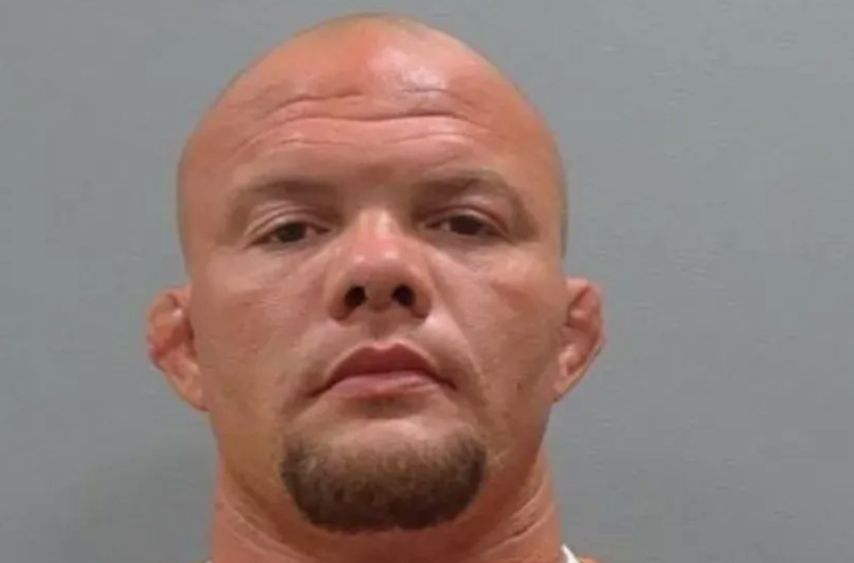 Anthony Smith, ancien challenger pour le titre de l&rsquo;UFC, arrêté pour crime