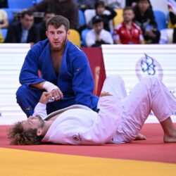 Première tournée mondiale pour Adam Sangariev