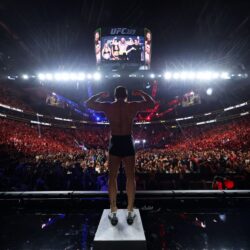 Résultats de la pesée de l&rsquo;UFC 329 et confrontations finales