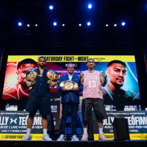 Rolly Romero et Teofimo Lopez s&rsquo;affrontent
