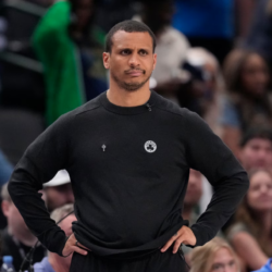 Séance d&rsquo;entraînement intense en MMA de l&rsquo;entraîneur-chef des Boston Celtics