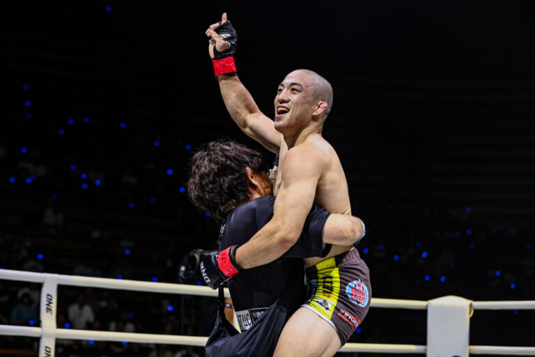 Résultats de ONE SAMURAI 2 MMA : Keito Yamakita et Subaru Mori remportent des victoires de soumission à couper le souffle