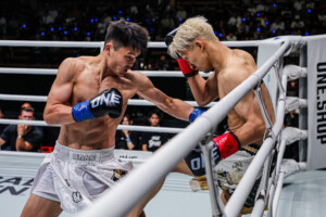 Luo Chao Kosuke Takagi UN SAMOURAÏ 2 6