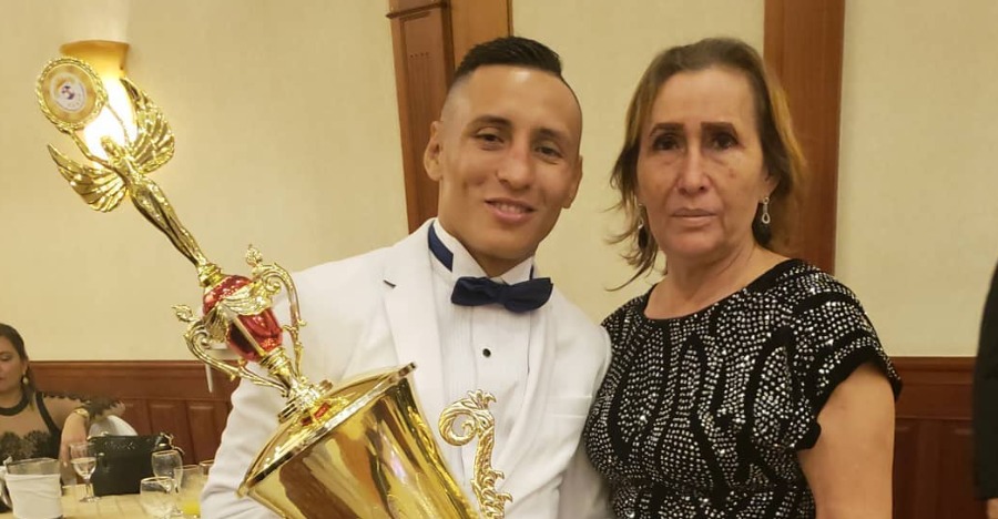 L'ancien champion du monde Felix Alvarado annonce sa retraite