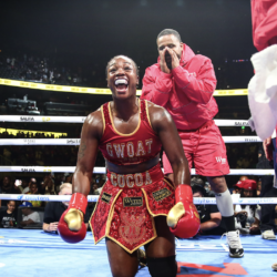 Claressa Shields arrête Kaye Scott