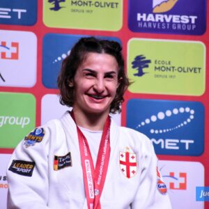 Eteri Liparteliani souligne son statut de champion du monde avec l&rsquo;or à Lausanne