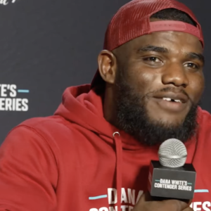 L&rsquo;ancien secondeur des Jets de New York Anthony Wint prêt pour ses débuts à l&rsquo;UFC
