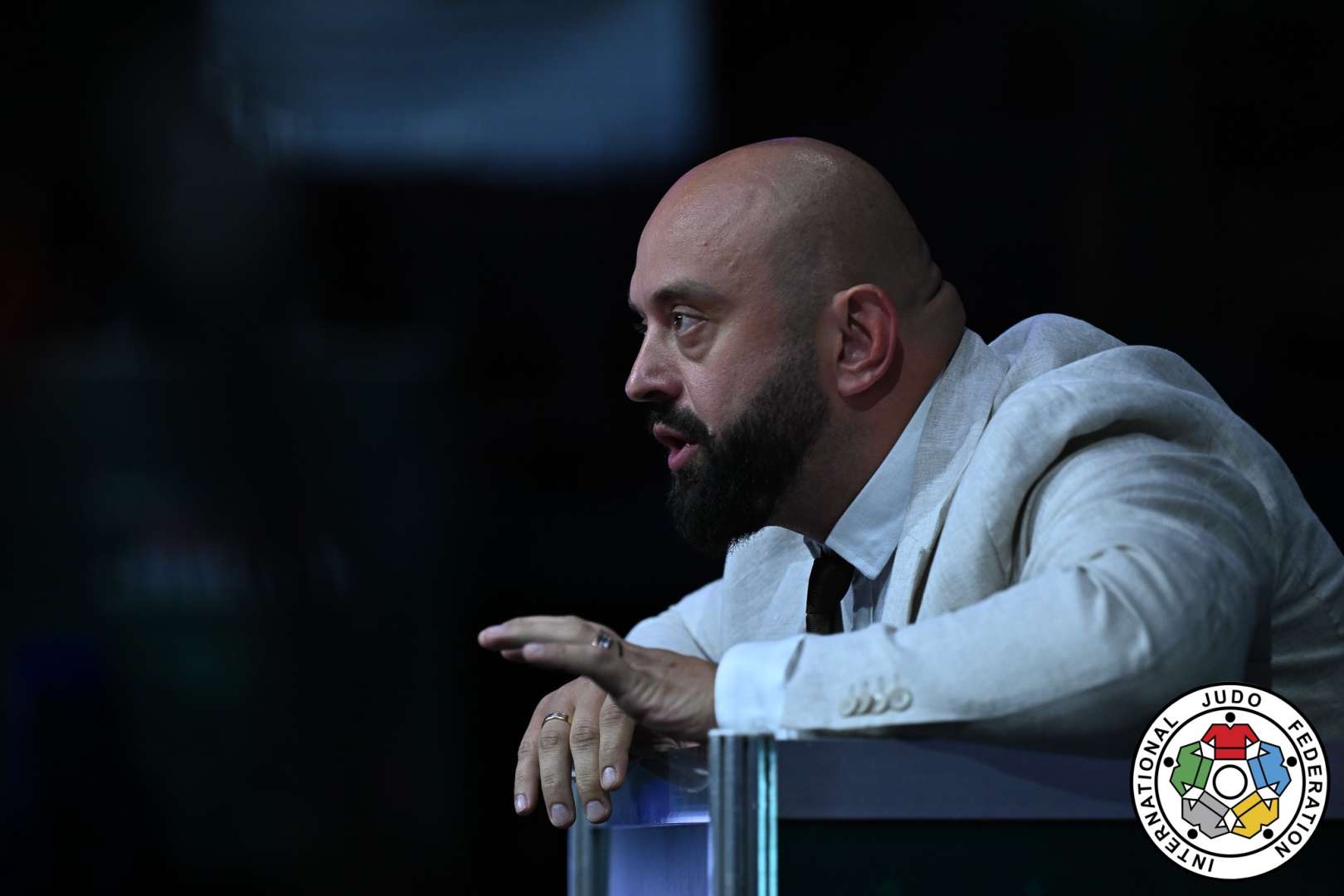 Lasha Gujejiani en route pour l'Ouzbékistan