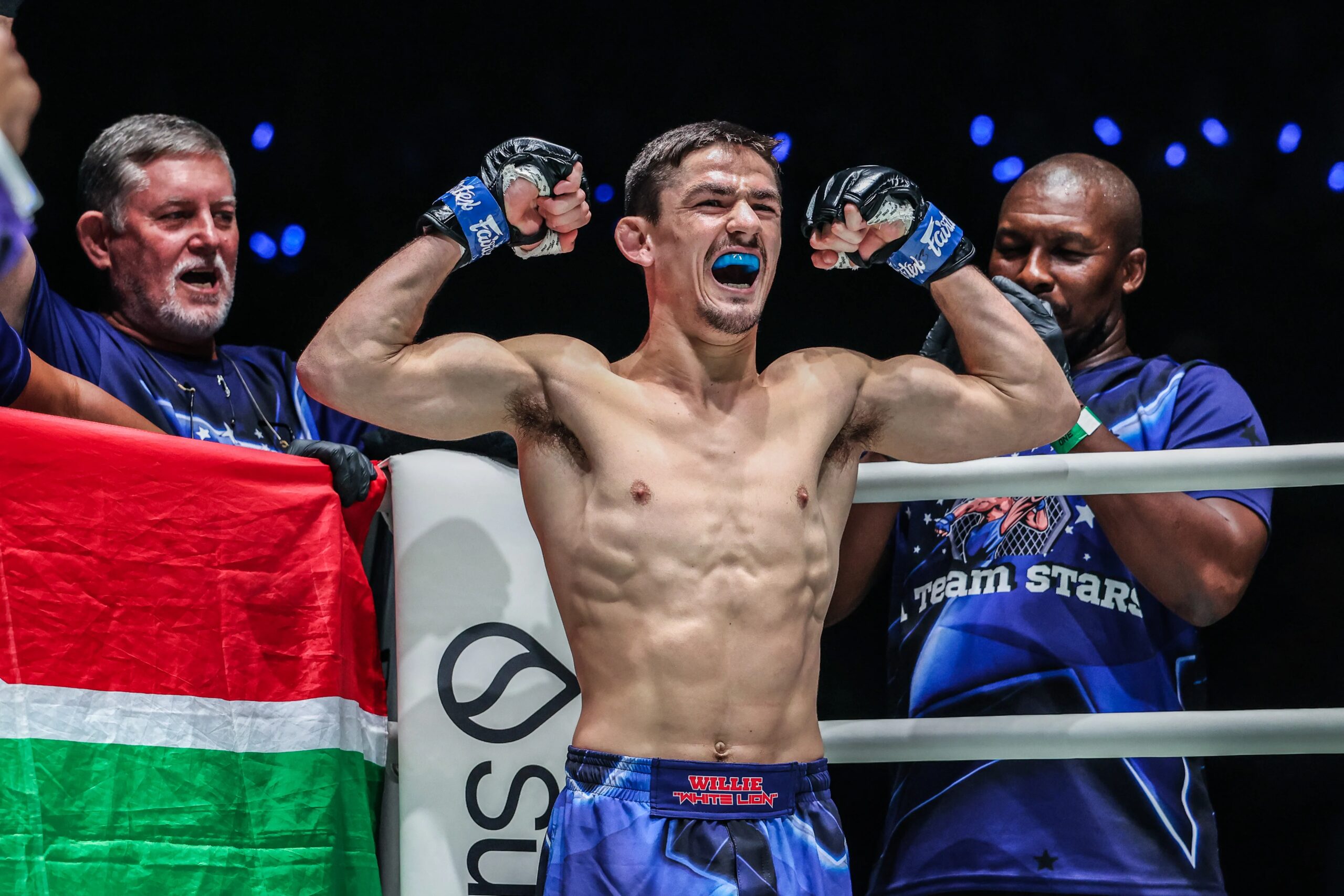Willie van Rooyen in action at ONE Fight Night 41