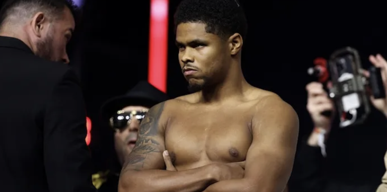 Shakur Stevenson aura une décision difficile à prendre