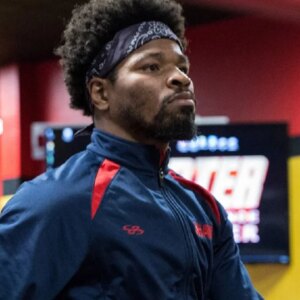 Shawn Porter veut un retour dans Fight Vs. Ancien champion du monde devenu analyste