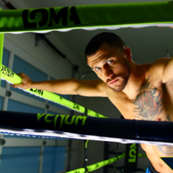 Le retour prévu de Lomachenko, Conor contre. Le documentaire Khabib est diffusé ce soir, Hardy V. Paul