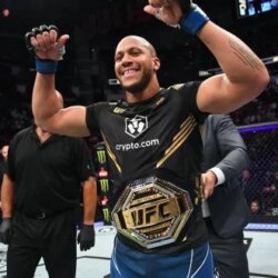 Dana White fait le point sur la photo du titre UFC Heavyweight