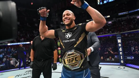 Dana White fait le point sur la photo du titre UFC Heavyweight