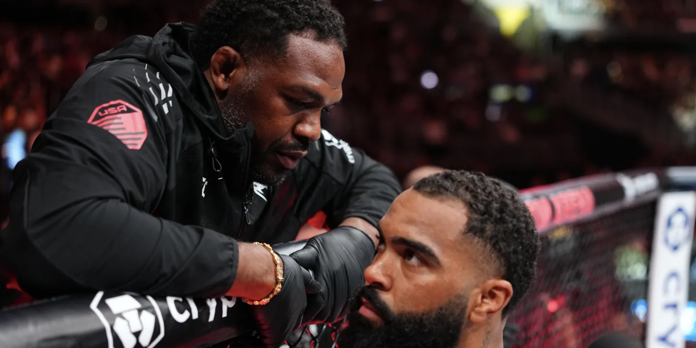 Jon Jones publie une déclaration après que Gable Steveson ait quitté l'octogone après une défaite par KO