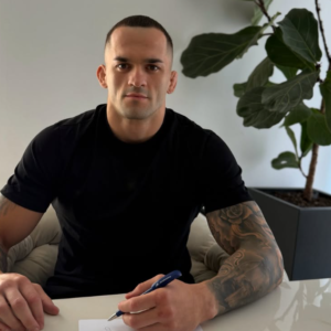 L&rsquo;ancien champion de la KSW en deux divisions, Roberto Soldić, réservé pour ses débuts à l&rsquo;UFC