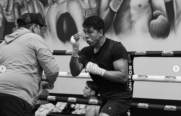 Les exigences obligatoires du champion des super-moyens Jaime Munguia exigent une prochaine chance au titre