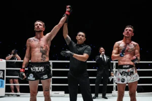 Luke Lessei Charlie Invité ONE Fight Night 48 7