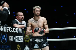 Luke Lessei Charlie Invité ONE Fight Night 48 2