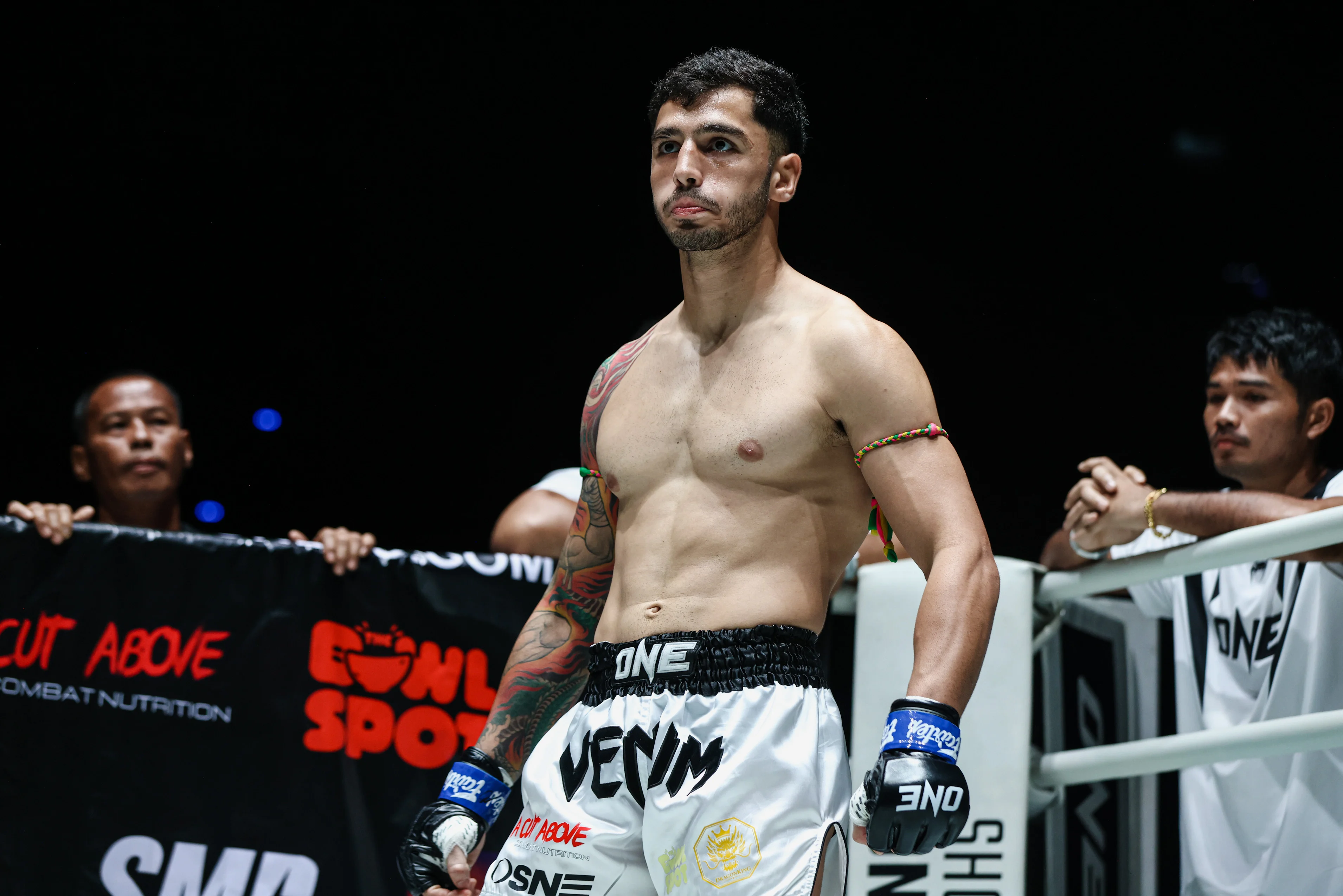 Parham Gheirati Nakrob Fairtex ONE Fight Night 48 1.jpg