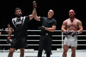 Shamil Erdogan Paul Elliott ONE Fight Night 48 8