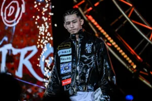 Jonathan Haggerty contre Hiroki Akimoto à ONE SAMURAI 4 21