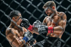 Jonathan Haggerty contre Hiroki Akimoto à ONE SAMURAI 4 20