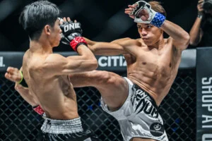 Nadaka contre Rifdean Masdor à ONE SAMURAI 4 6