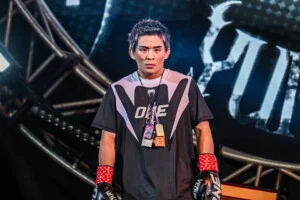 Yuki Yoza contre Nabil Anane à ONE SAMURAI 4 7