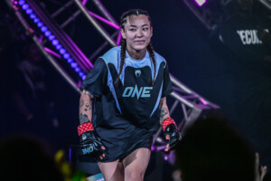 Itsuki Hirata contre Jihin Radzuan à ONE SAMURAI 4 29