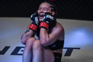 Itsuki Hirata contre Jihin Radzuan à ONE SAMURAI 4 13