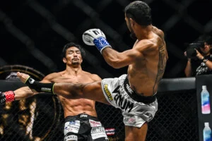 Shintaro Matsukura contre Sinsamut à ONE SAMURAI 4 13
