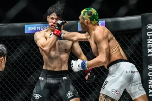 Shozo Isojima contre Kota Abe à ONE SAMURAI 4 17