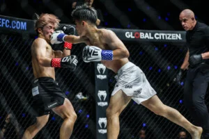 Toki Tamaru contre Shoma Okumura à ONE SAMURAI 4 21