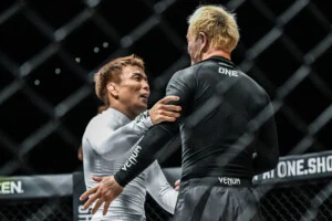 Yoshinari Fukushima contre Masaki Takeura à ONE Samurai 4 6 1