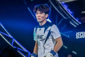 Yu Takeuchi contre Ryoto Nishiyama à ONE Samurai 4