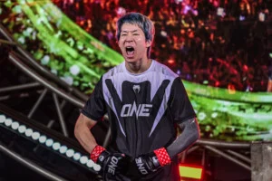 Yu Takeuchi contre Ryoto Nishiyama à ONE Samurai 4 1