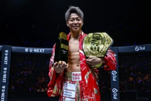 Cérémonie de retraite de Takeru à ONE SAMURAI 4 3